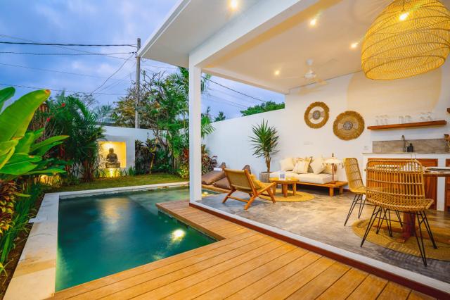 Modern Villa Agung