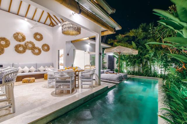 Elegant Villa Java